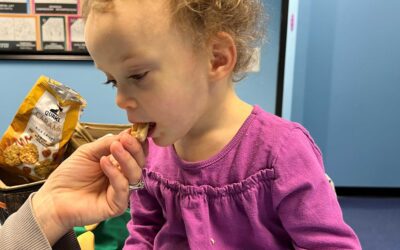 Starting Solids with Your Baby: A Guide to Purees, Baby-Led Weaning, and How Feeding Therapy Can Help